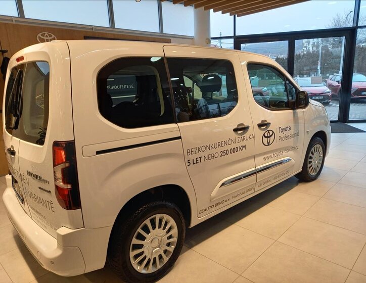 Toyota ProAce City Verso MPV 0,0 100 kw