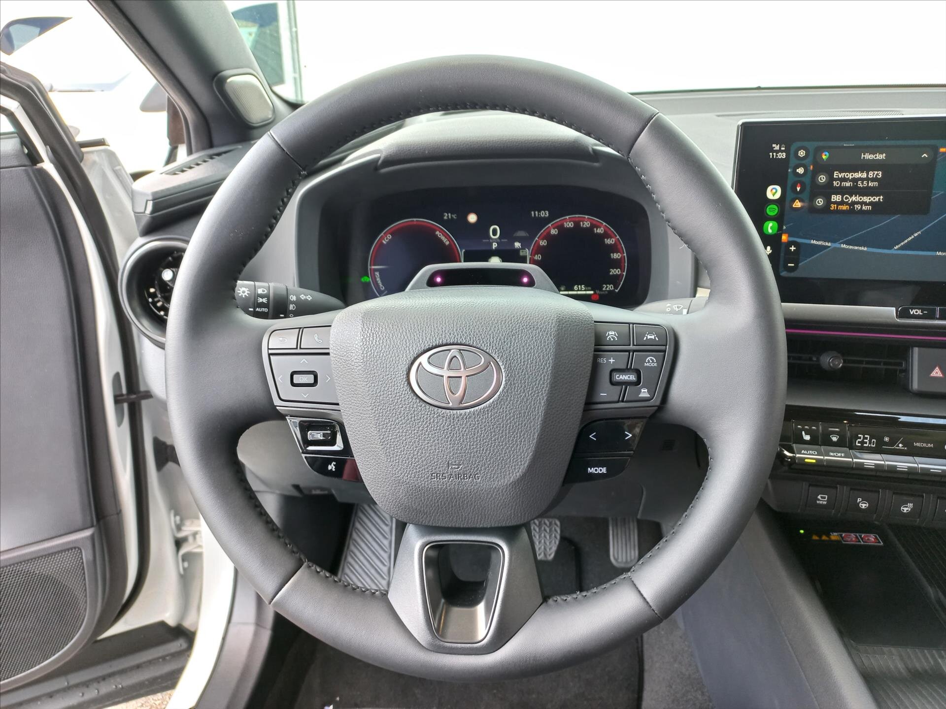 Toyota C-HR CUV / Crossover 2,0 l 112 kw