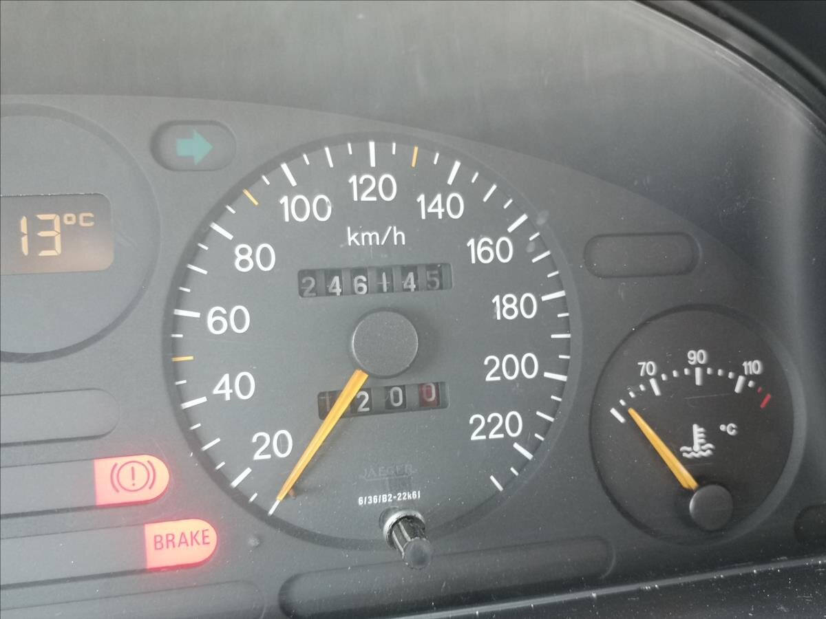 Peugeot 806 Kombi 2,1 l 80 kw