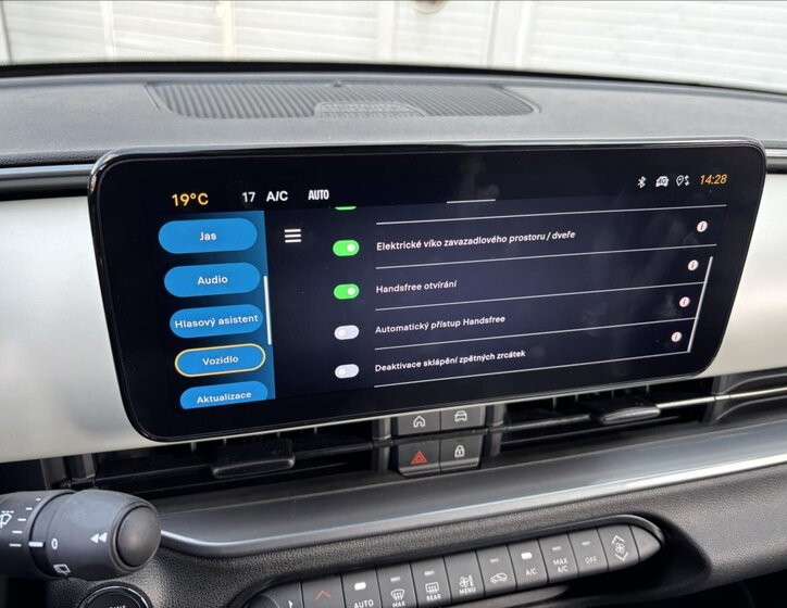 Fiat 600 SUV / Terénní 1,2 l 100 kw