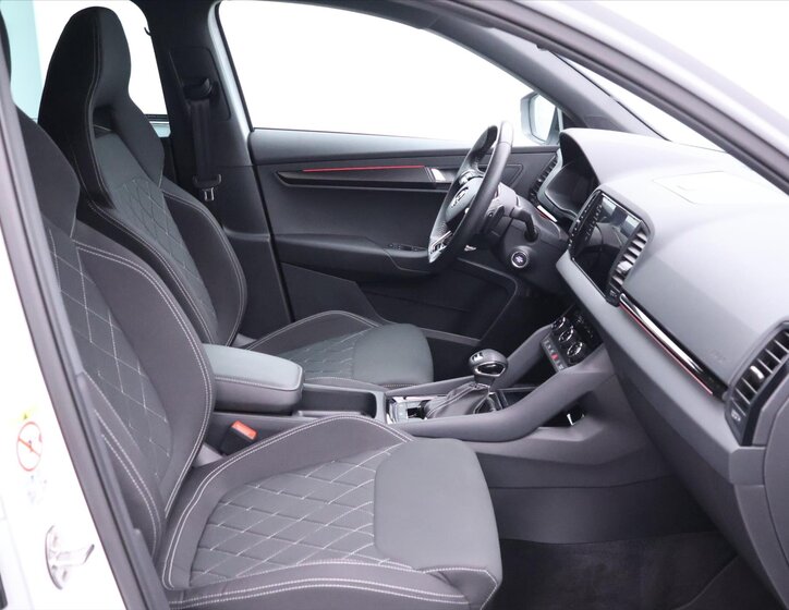 Škoda Karoq SUV / Terénní 2,0 l 110 kw