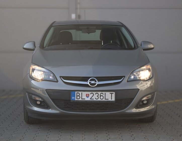 Opel Astra Sedan / Limuzína 1,4 l 103 kw