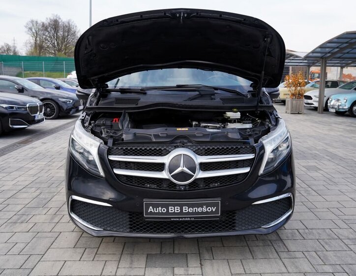 Mercedes-Benz Třídy V MPV 2,0 l 176 kw