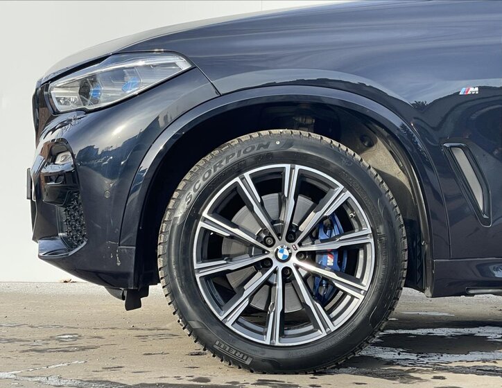 BMW X5 SUV 3,0 l 245 kw