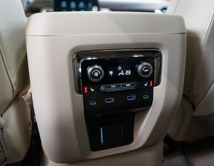 GMC Yukon SUV 6,2 l 313 kw