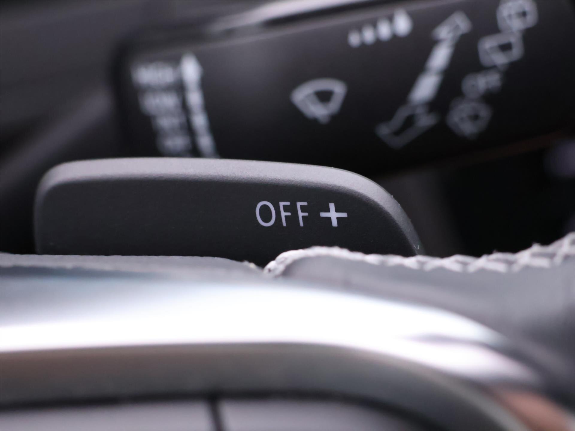 Volkswagen Passat Kombi 1,5 l 110 kw