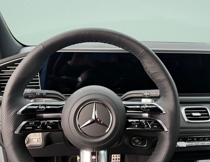 Mercedes-Benz GLE SUV / Terénní 2,0 l 245 kw