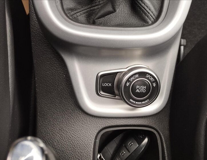 Suzuki Vitara SUV / Terénní 1,6 l 88 kw