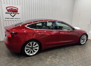 Tesla Model 3 Liftback 0,0 324 kw