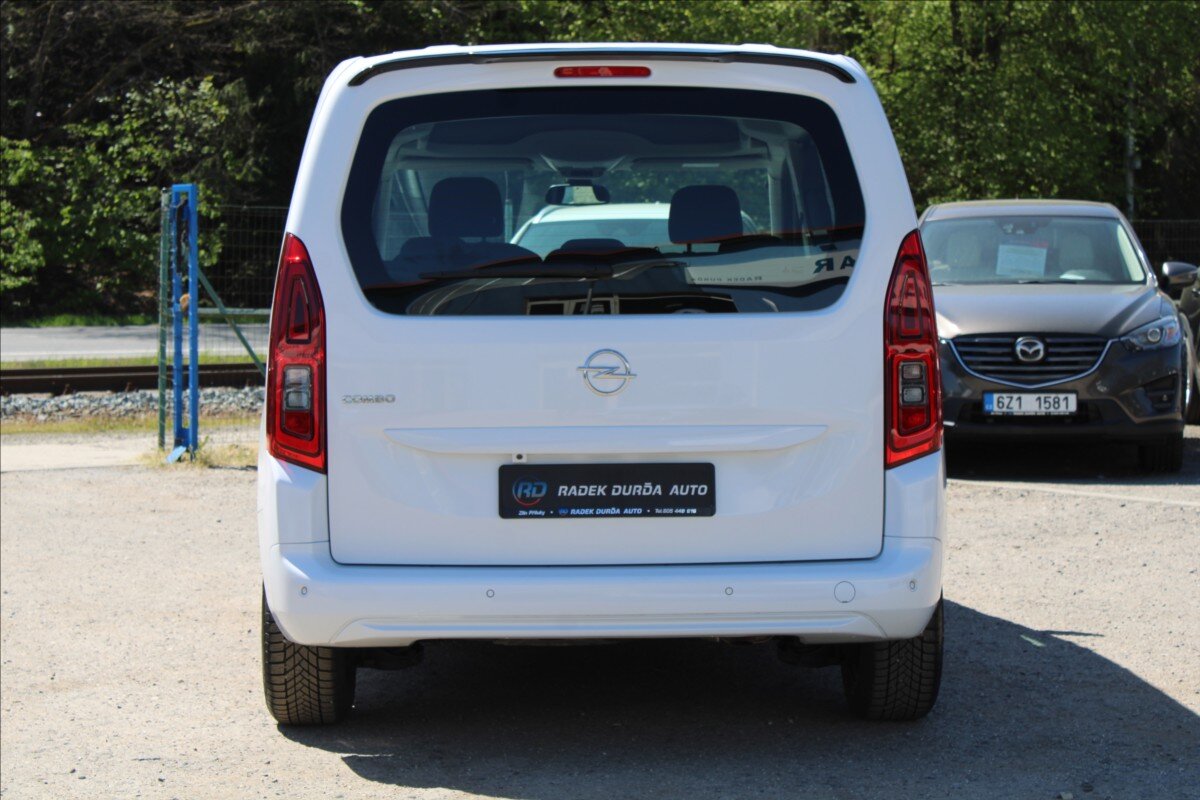 Opel Combo MPV 1,2 l 96 kw