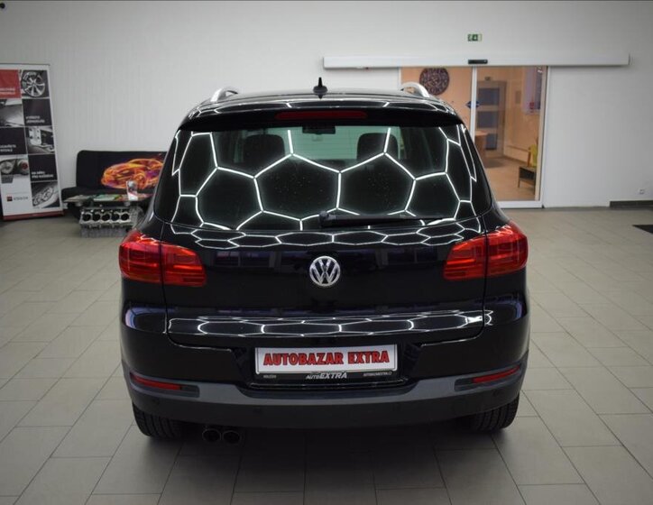 Volkswagen Tiguan SUV 2,0 l 103 kw