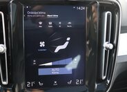 Volvo XC40 SUV / Terénní 2,0 l 140 kw