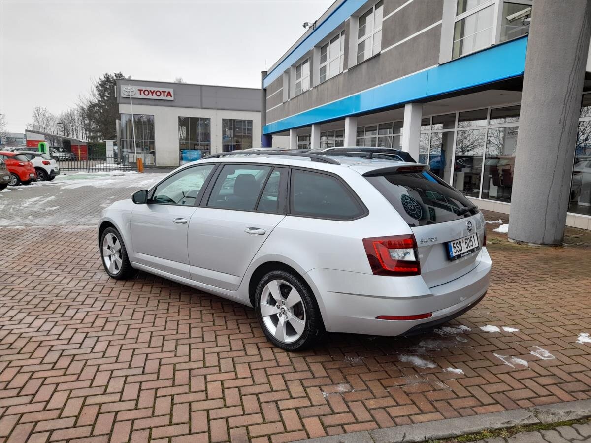 Škoda Octavia Kombi 2,0 l 110 kw