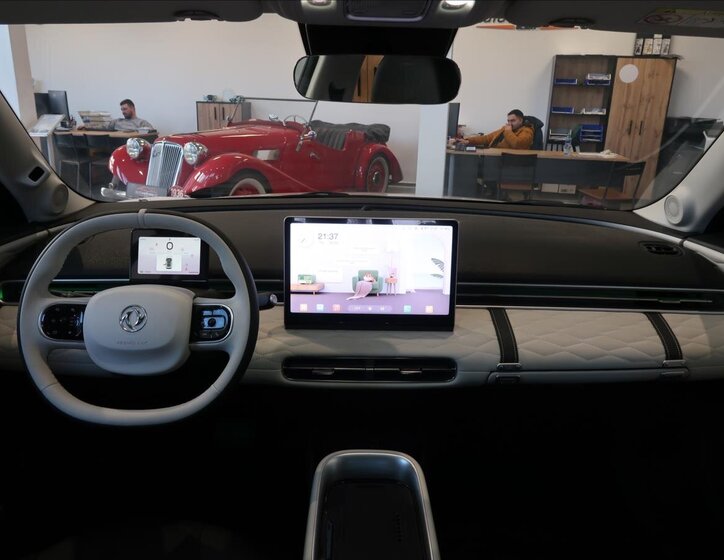 Dongfeng Box Hatchback 0,0 70 kw