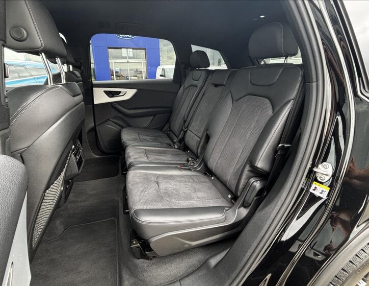 Audi Q7 SUV / Terénní 3,0 l 210 kw