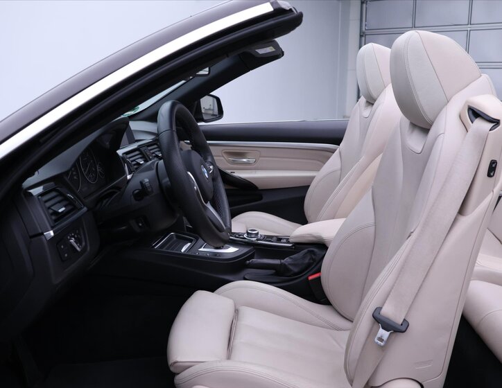 BMW Řada 4 Kabriolet 2,0 l 135 kw