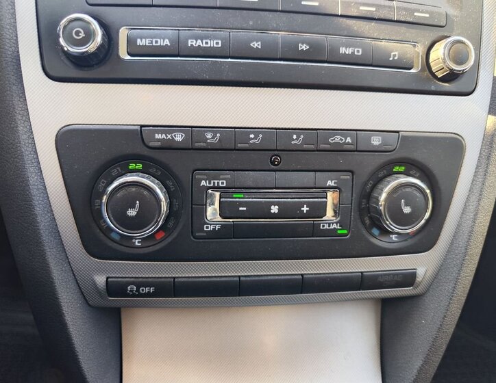 Škoda Octavia Kombi 2,0 l 103 kw