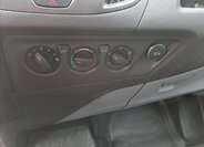 Ford Transit Custom Skříň 2,2 l 74 kw