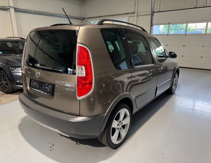 Škoda Roomster MPV 1,2 l 63 kw