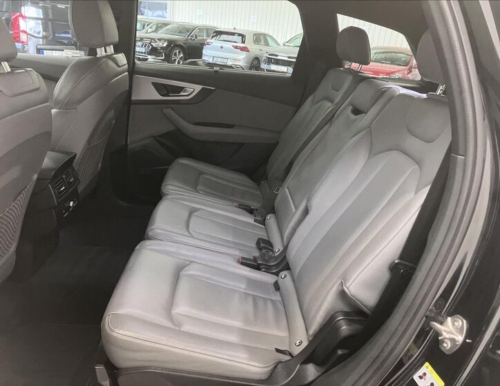 Audi Q7 SUV / Terénní 3,0 l 200 kw