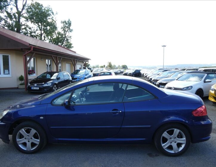 Peugeot 307 Kupé 2,0 l 100 kw