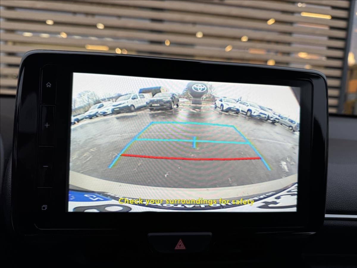 Toyota Yaris Hatchback 1,5 l 92 kw