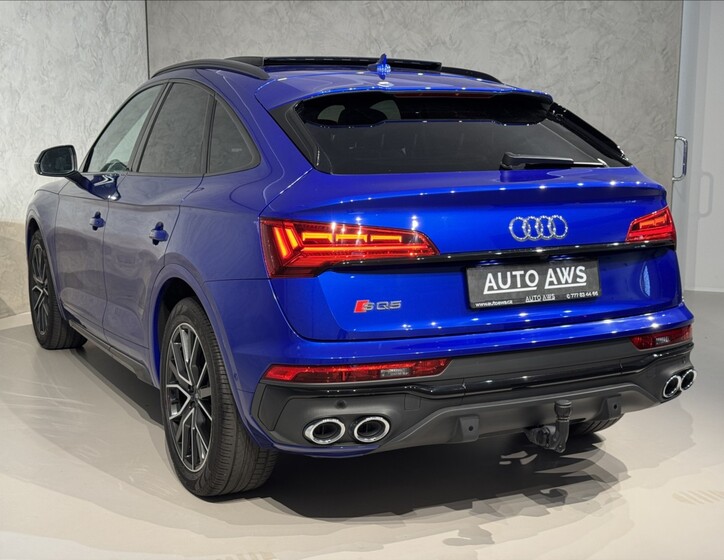 Audi SQ5 10
