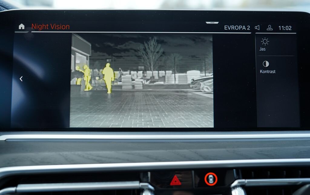 BMW X7 SUV / Terénní 3,0 l 250 kw