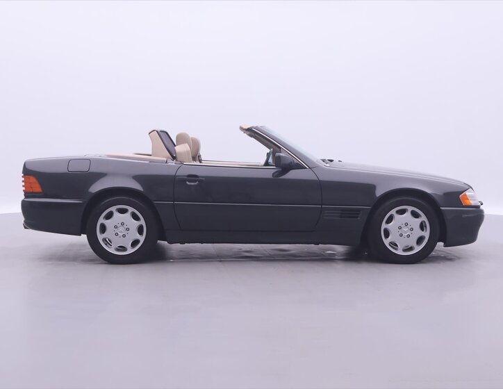 Mercedes-Benz SL 16