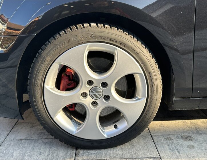 Volkswagen Golf Hatchback 2,0 l 155 kw