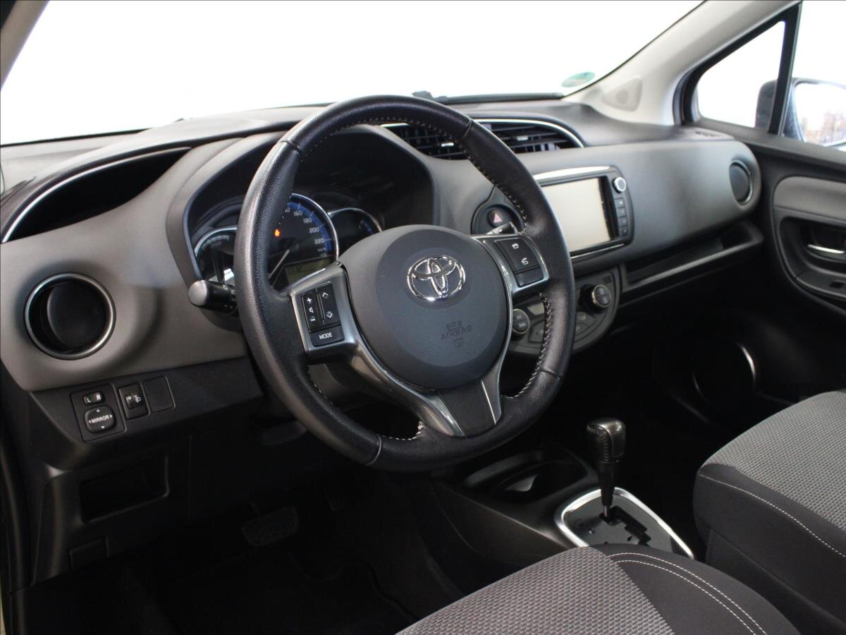 Toyota Yaris Hatchback 1,5 l 74 kw