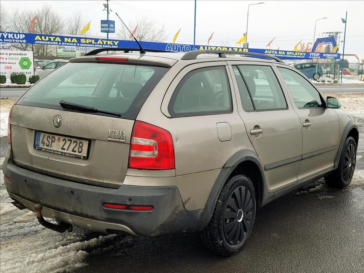 Škoda Octavia Kombi 2,0 l 103 kw