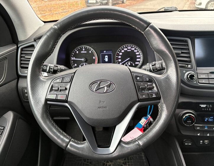 Hyundai Tucson 24