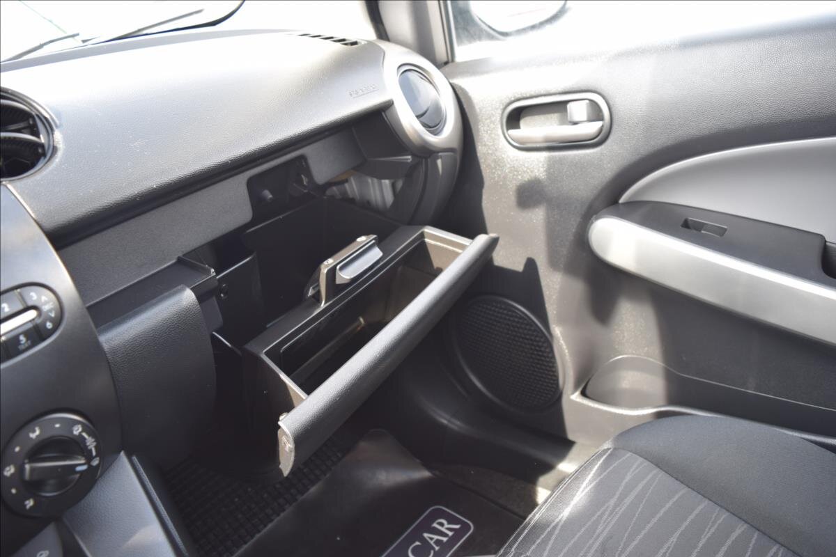 Mazda 2 Hatchback 1,3 l 55 kw