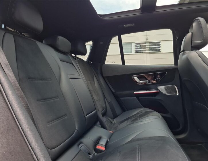 Mercedes-Benz EQE SUV 1,0 215 kw