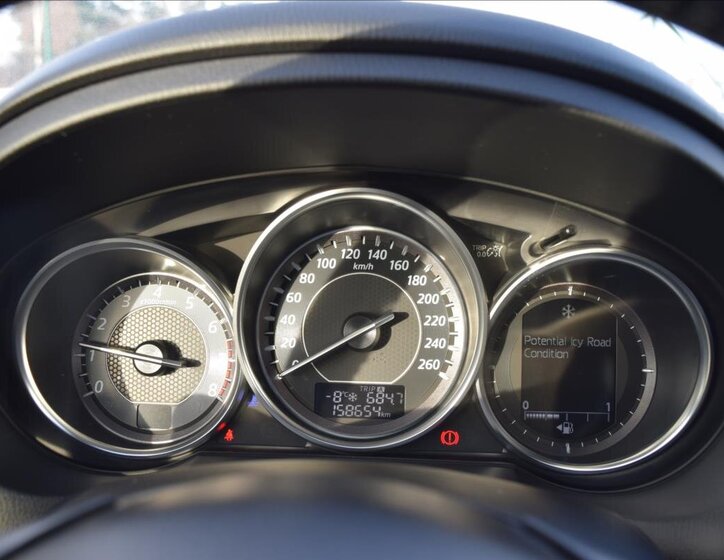 Mazda 6 Kombi 2,0 l 121 kw