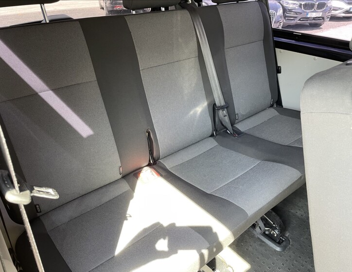 Volkswagen Transporter 19