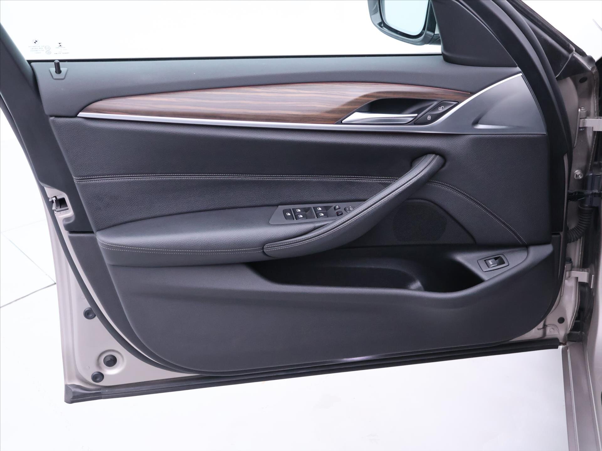 BMW Řada 5 Sedan 2,0 l 140 kw