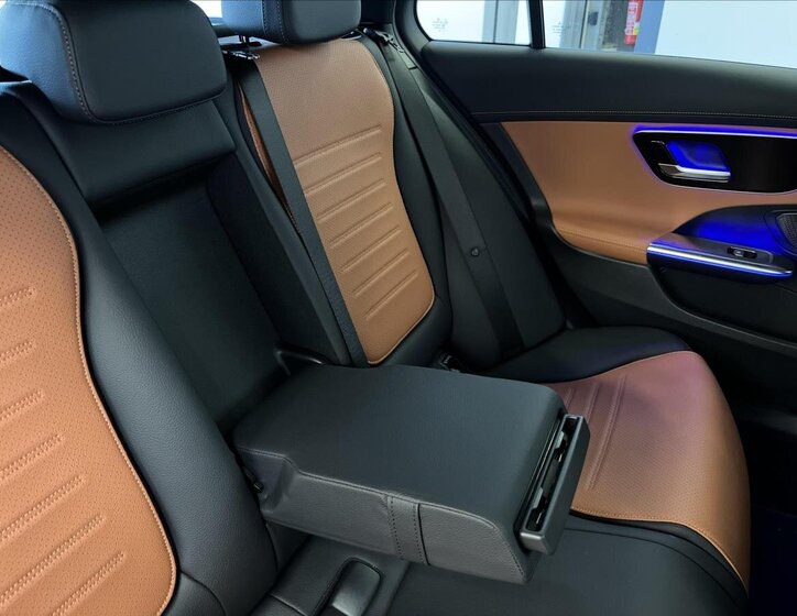 Mercedes-Benz Třídy C Kombi 2,0 l 147 kw