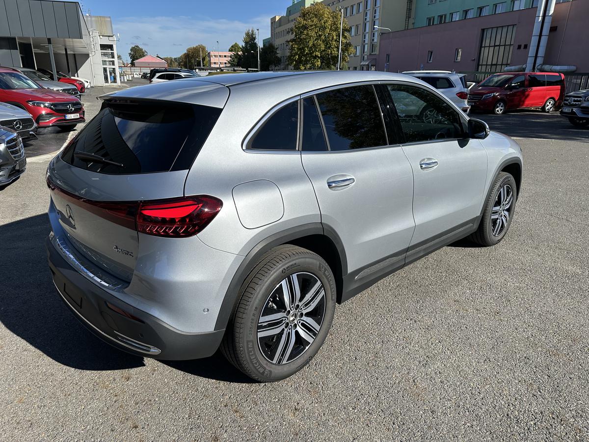Mercedes-Benz EQA