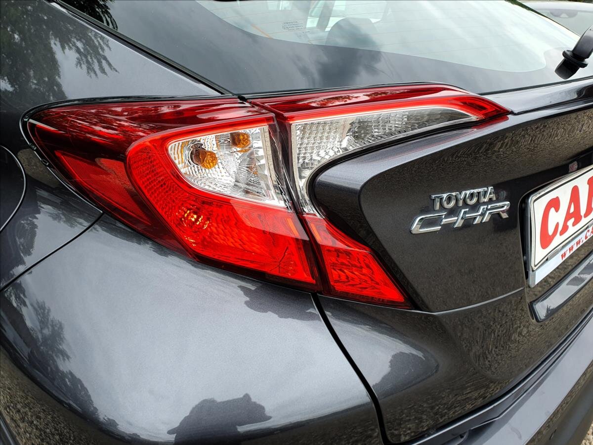 Toyota C-HR Hatchback 1,8 l 72 kw