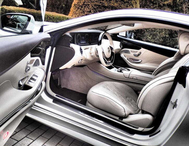 Mercedes-Benz Třídy S Kupé 4,7 l 335 kw