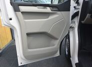 Volkswagen Transporter 9