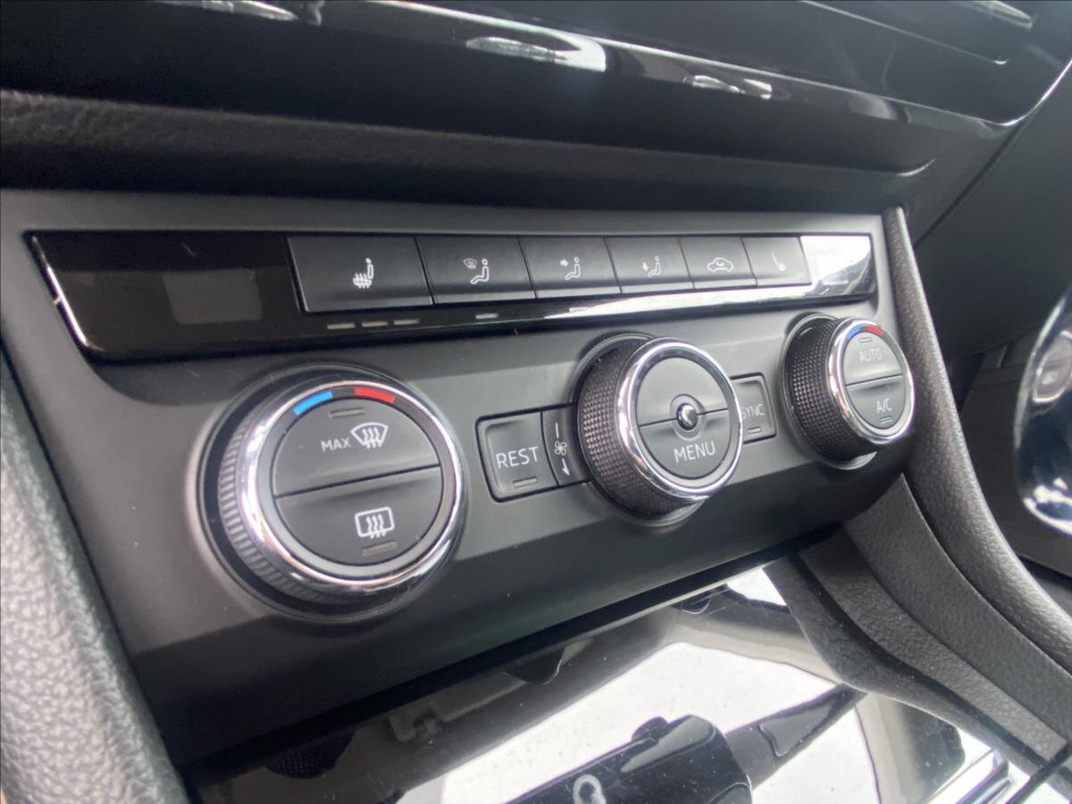 Škoda Superb Kombi 2,0 l 140 kw