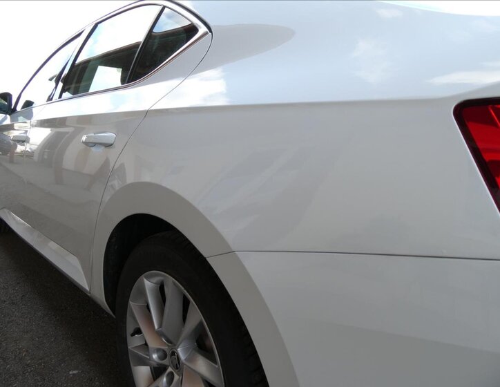 Škoda Superb Liftback 2,0 l 147 kw