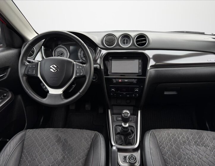 Suzuki Vitara SUV 1,4 l 95 kw
