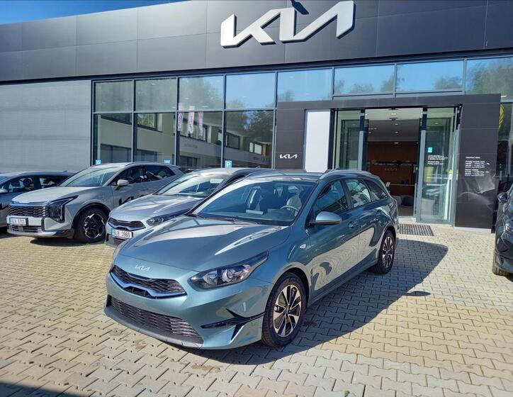 KIA Ceed 4