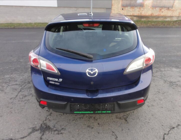 Mazda 3 7