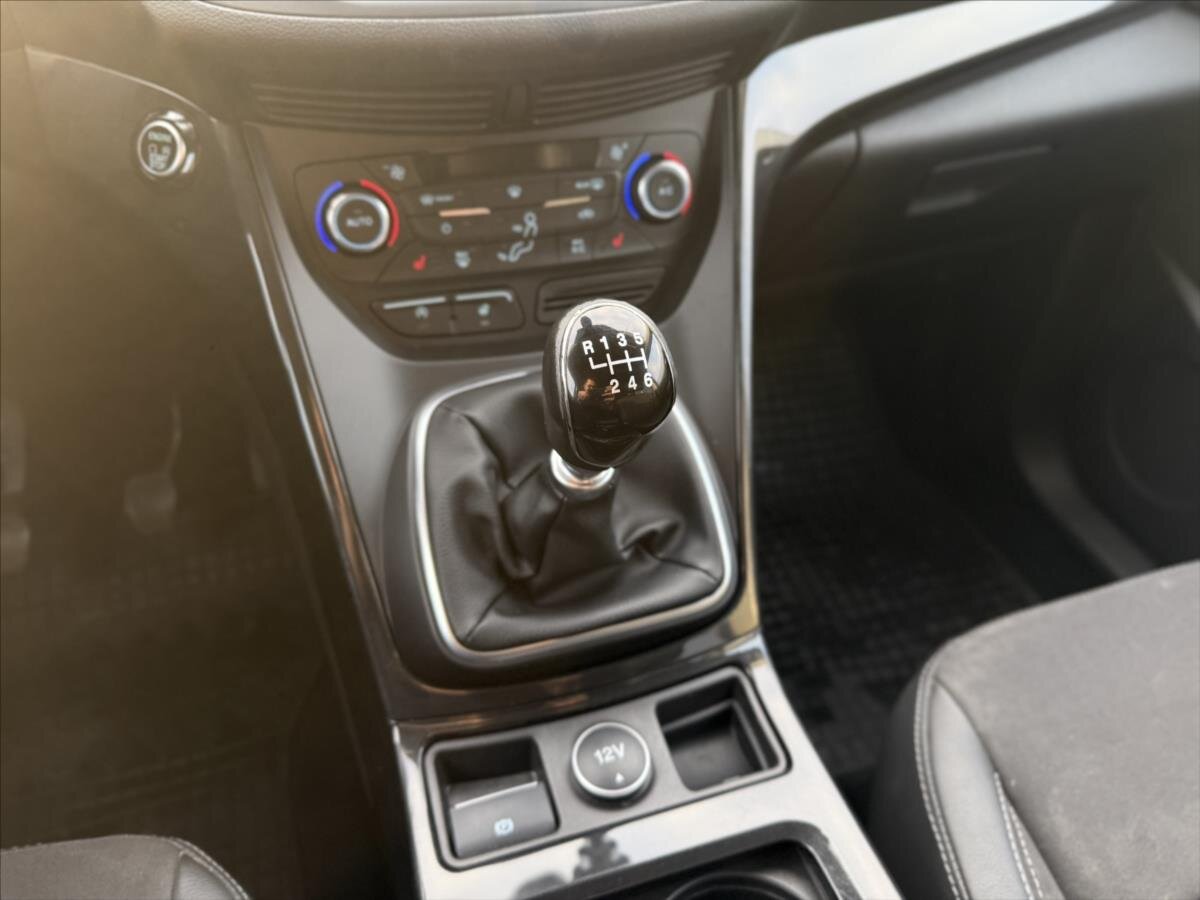 Ford Kuga SUV / Terénní 2,0 l 110 kw