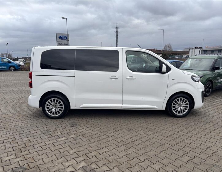 Peugeot Traveller Kombi 2,0 l 110 kw